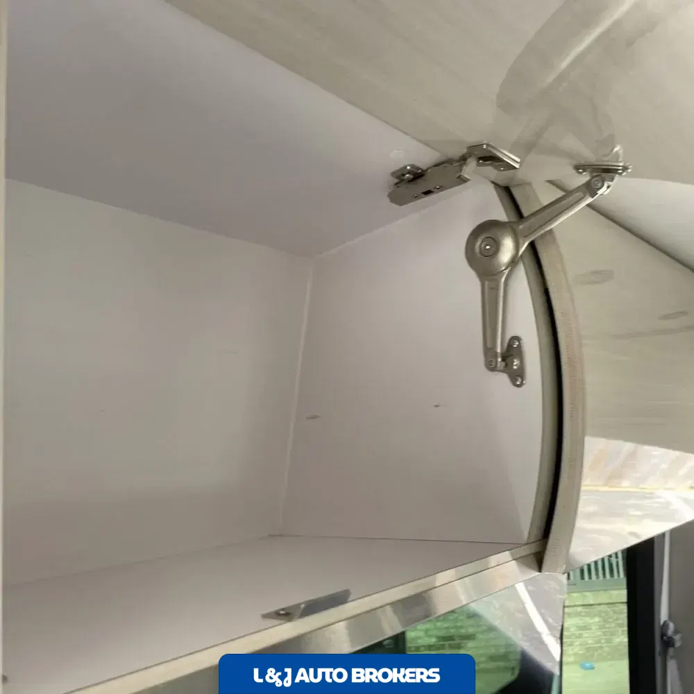 2016 Mercedes-Benz Sprinter 2500 Std Roof
