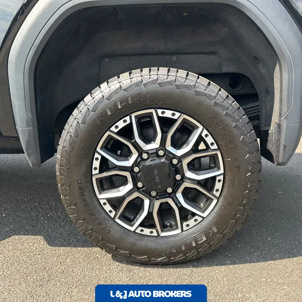 2023 GMC Sierra 2500HD AT4