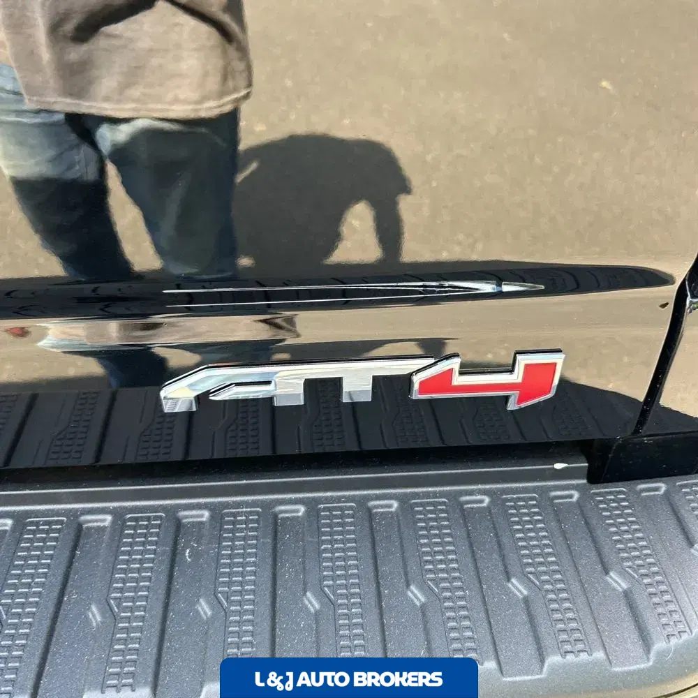 2023 GMC Sierra 2500HD AT4