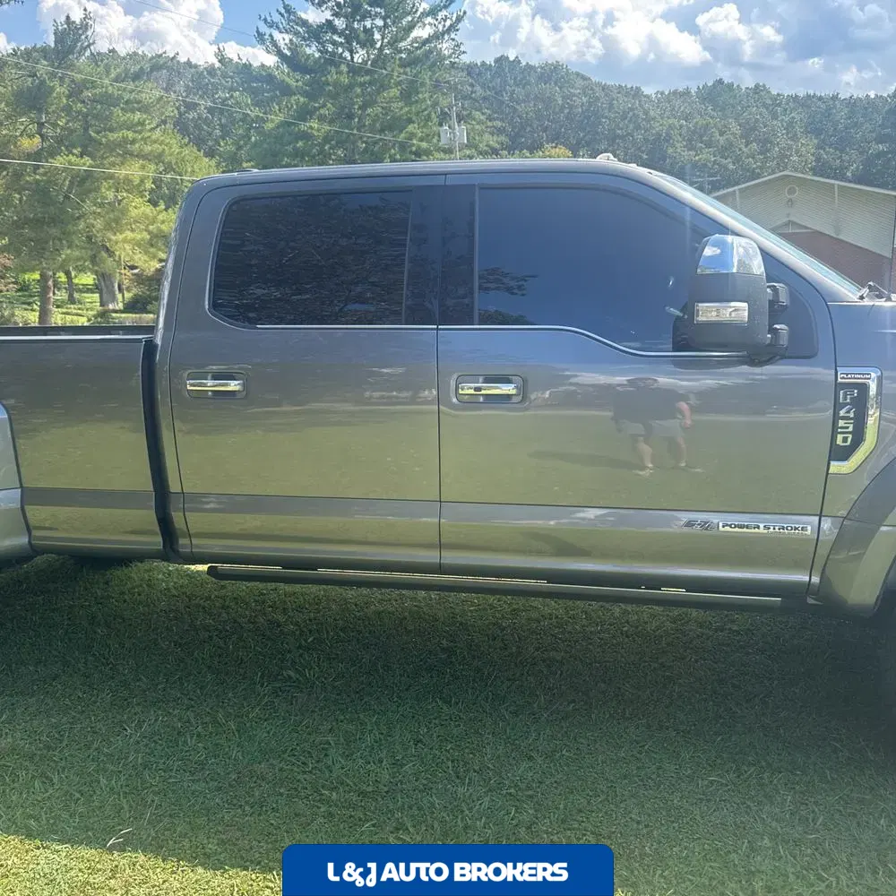 2021 Ford F-450 Super Duty Platinum
