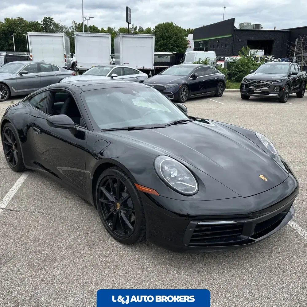 2020 Porsche 911 Carrera 4