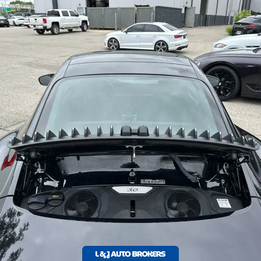 2020 Porsche 911 Carrera 4