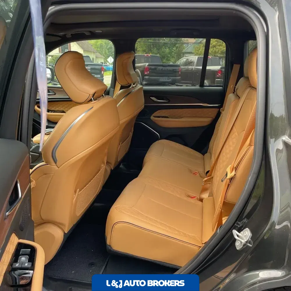 2024 Jeep Grand Cherokee Summit
