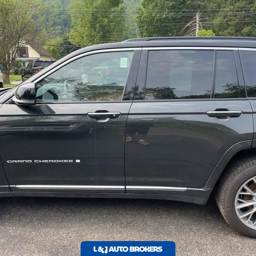 2024 Jeep Grand Cherokee Summit