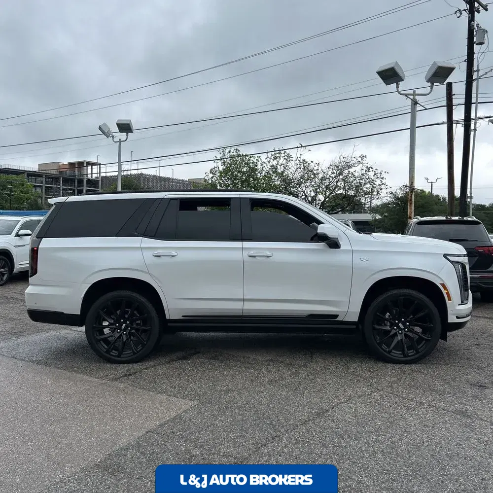 2025 Cadillac Escalade Sport Platinum