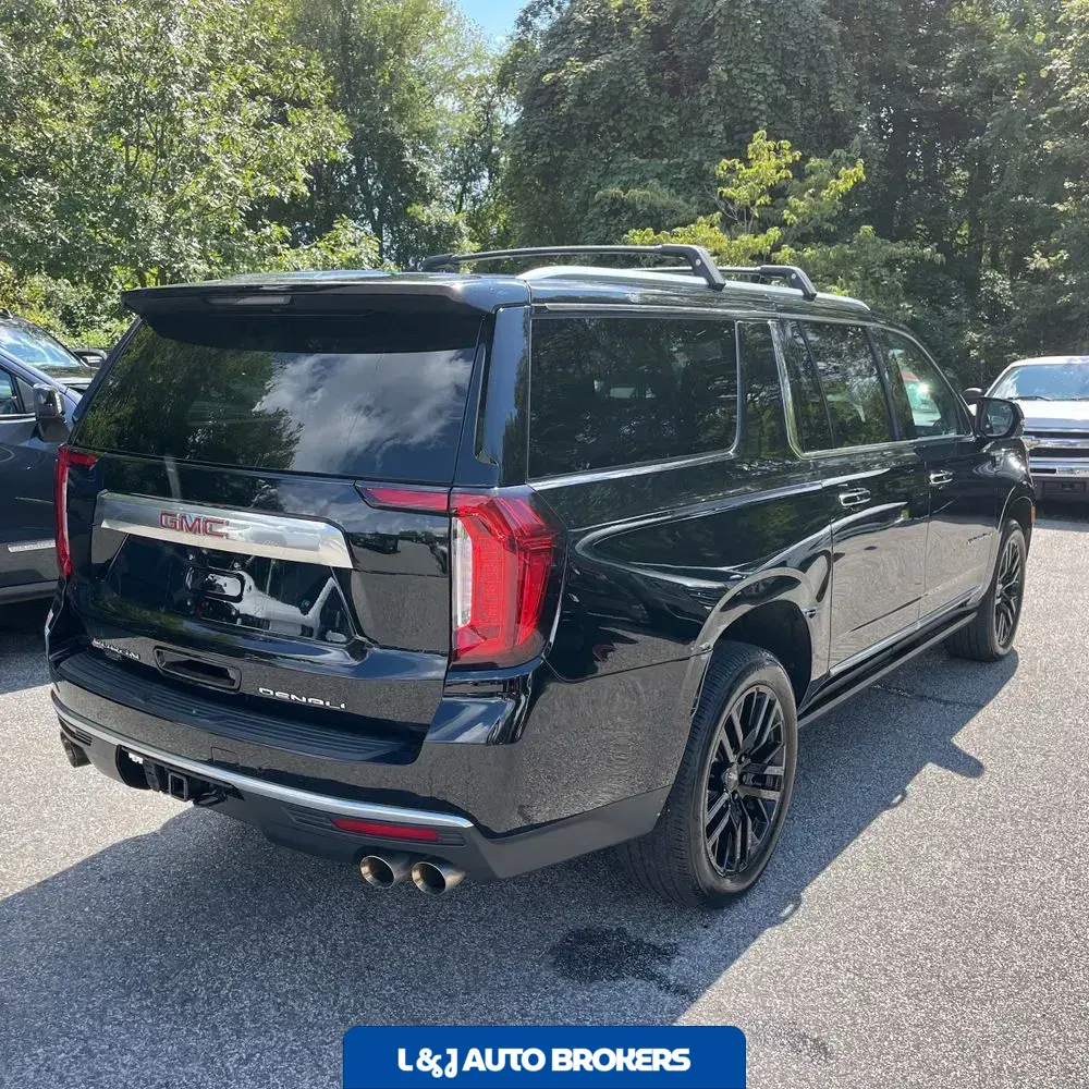 2023 GMC Yukon XL Denali