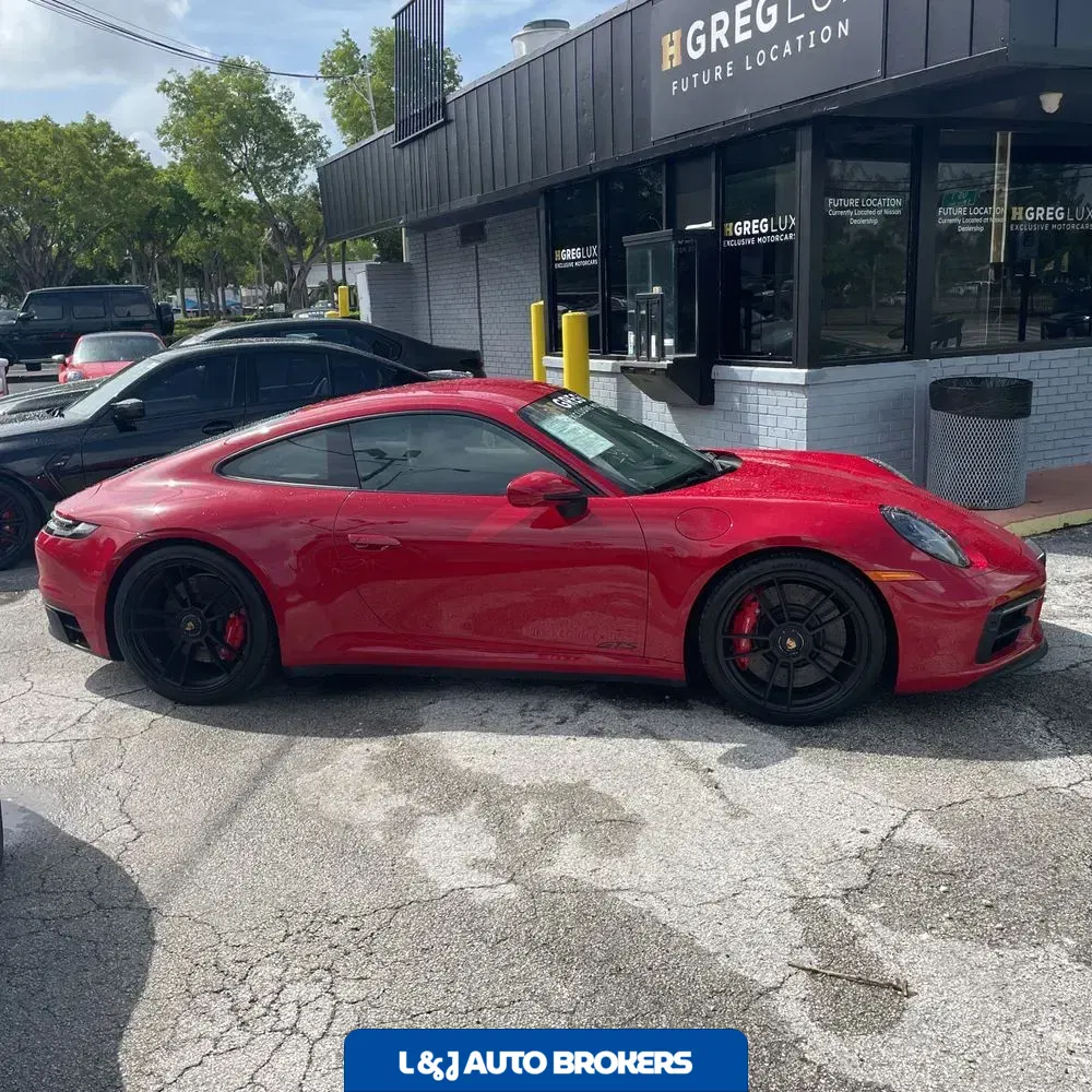 2023 Porsche 911 Carrera 4 GTS