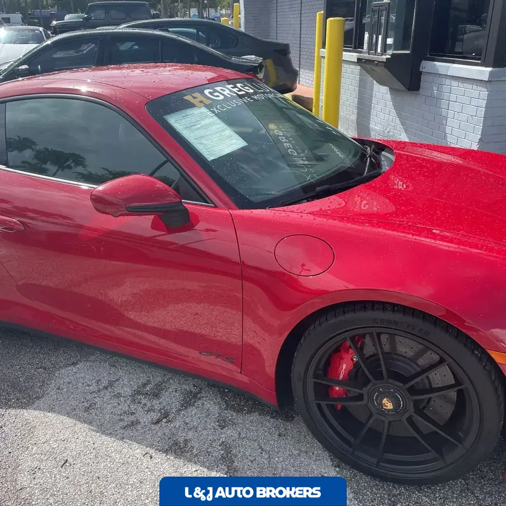 2023 Porsche 911 Carrera 4 GTS