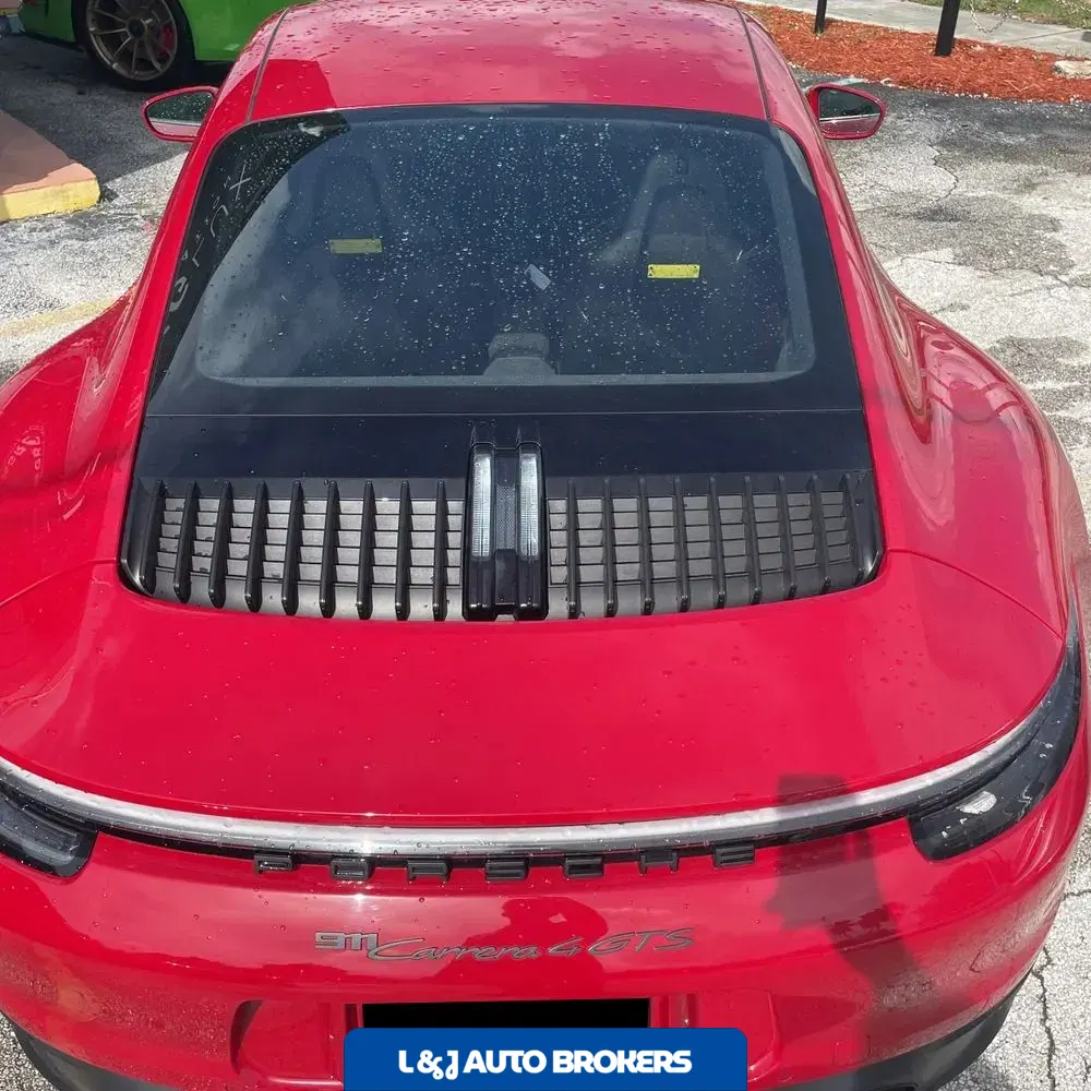 2023 Porsche 911 Carrera 4 GTS