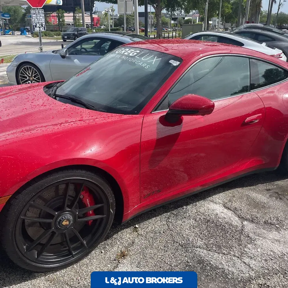 2023 Porsche 911 Carrera 4 GTS