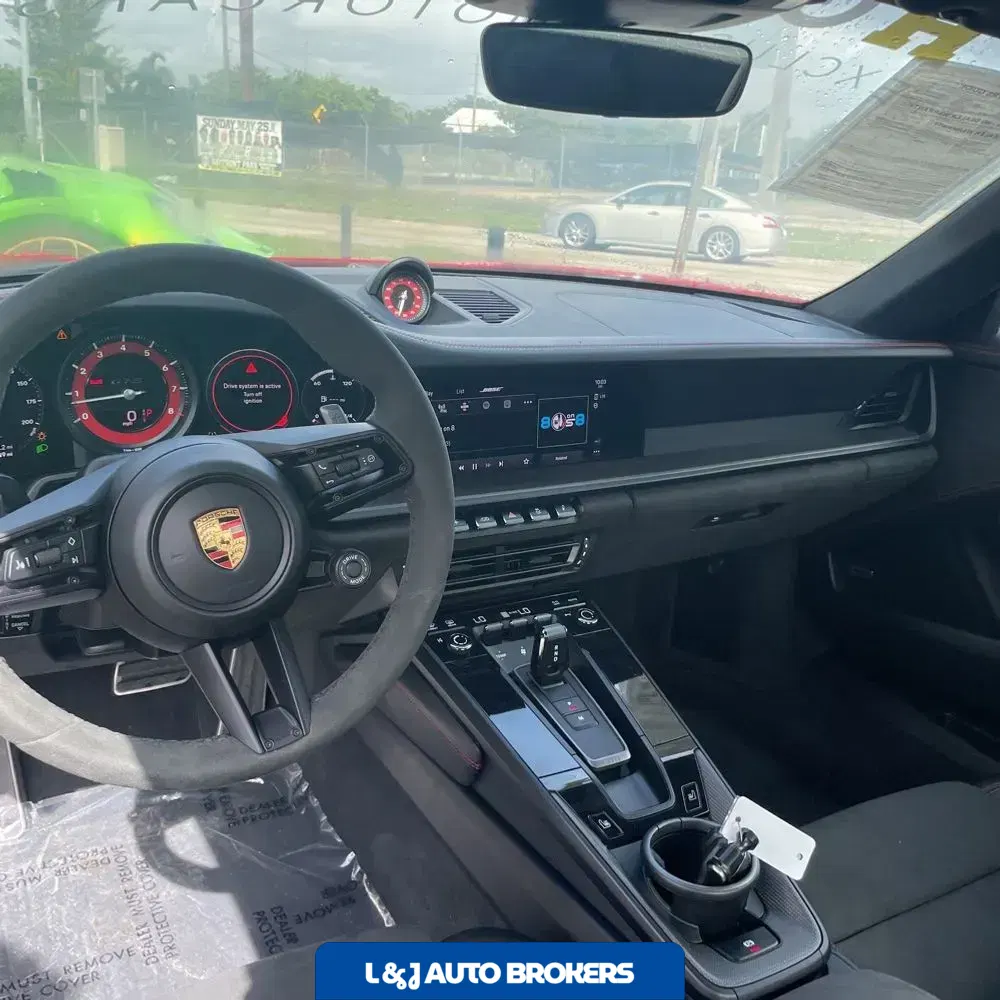 2023 Porsche 911 Carrera 4 GTS