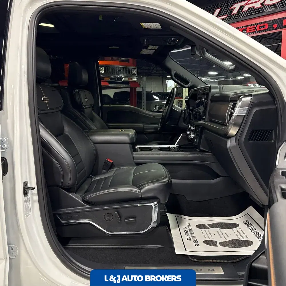 2024 Ford F-250 Super Duty Platinum