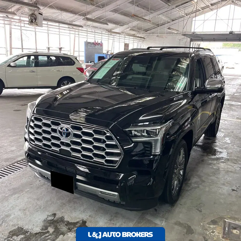 2024 Toyota Sequoia Capstone