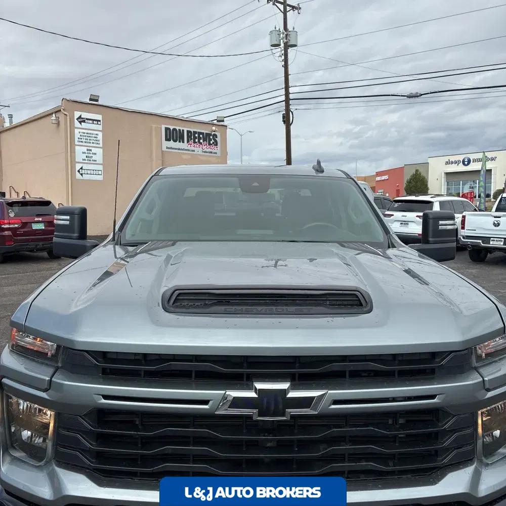 2024 Chevrolet Silverado 2500 Custom