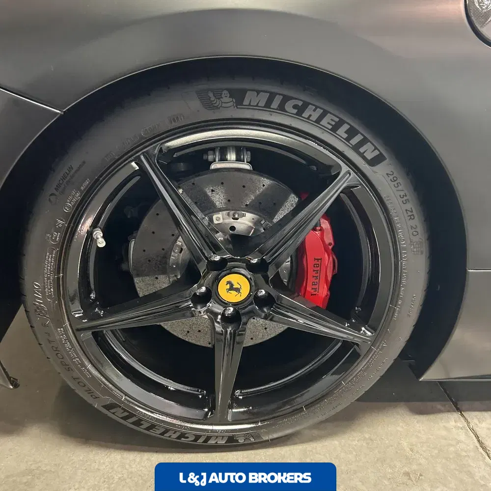 2010 Ferrari 458 Italia Base