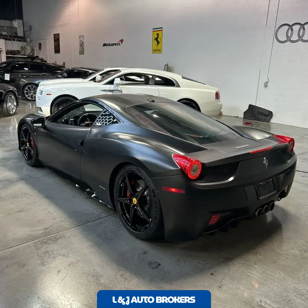 2010 Ferrari 458 Italia Base