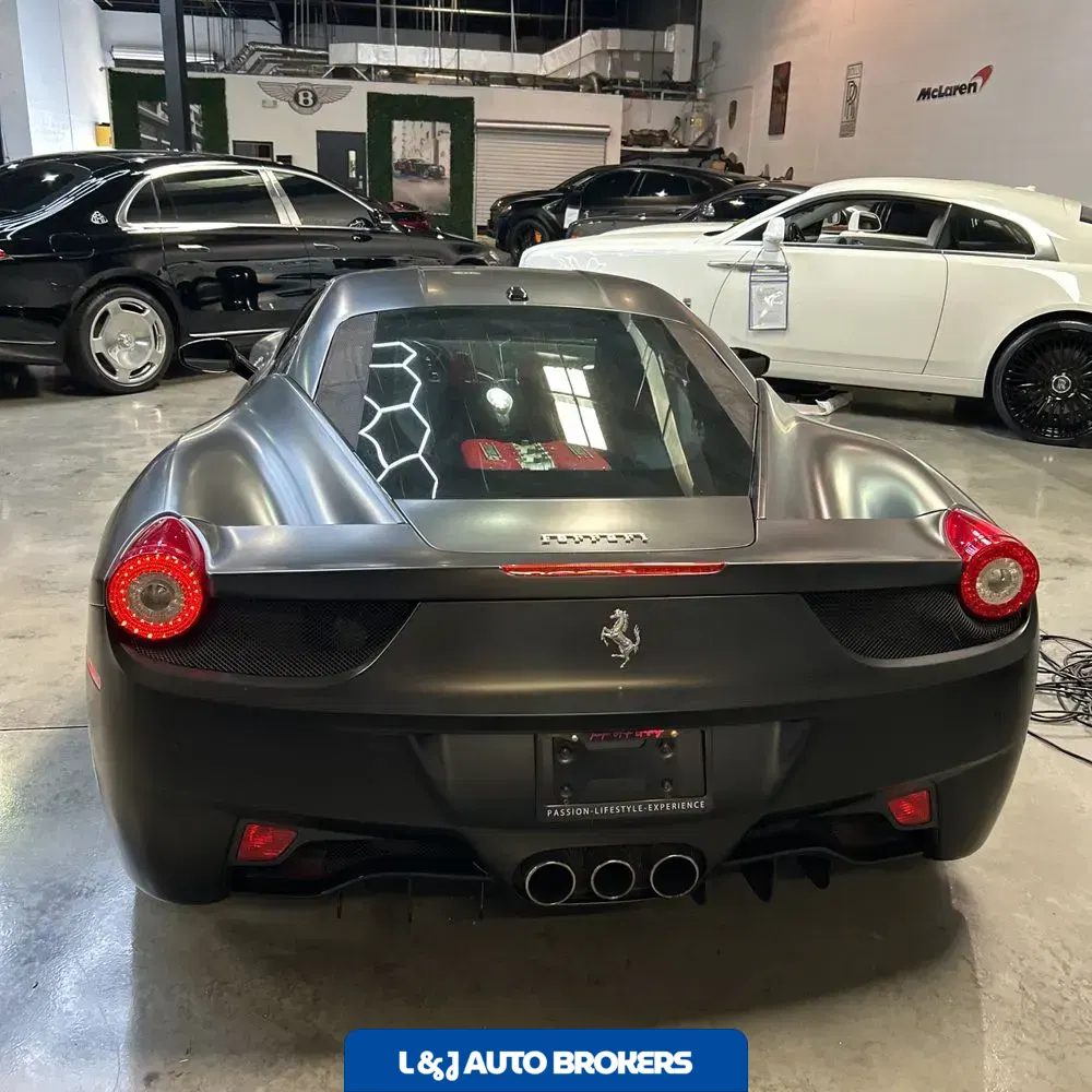 2010 Ferrari 458 Italia Base