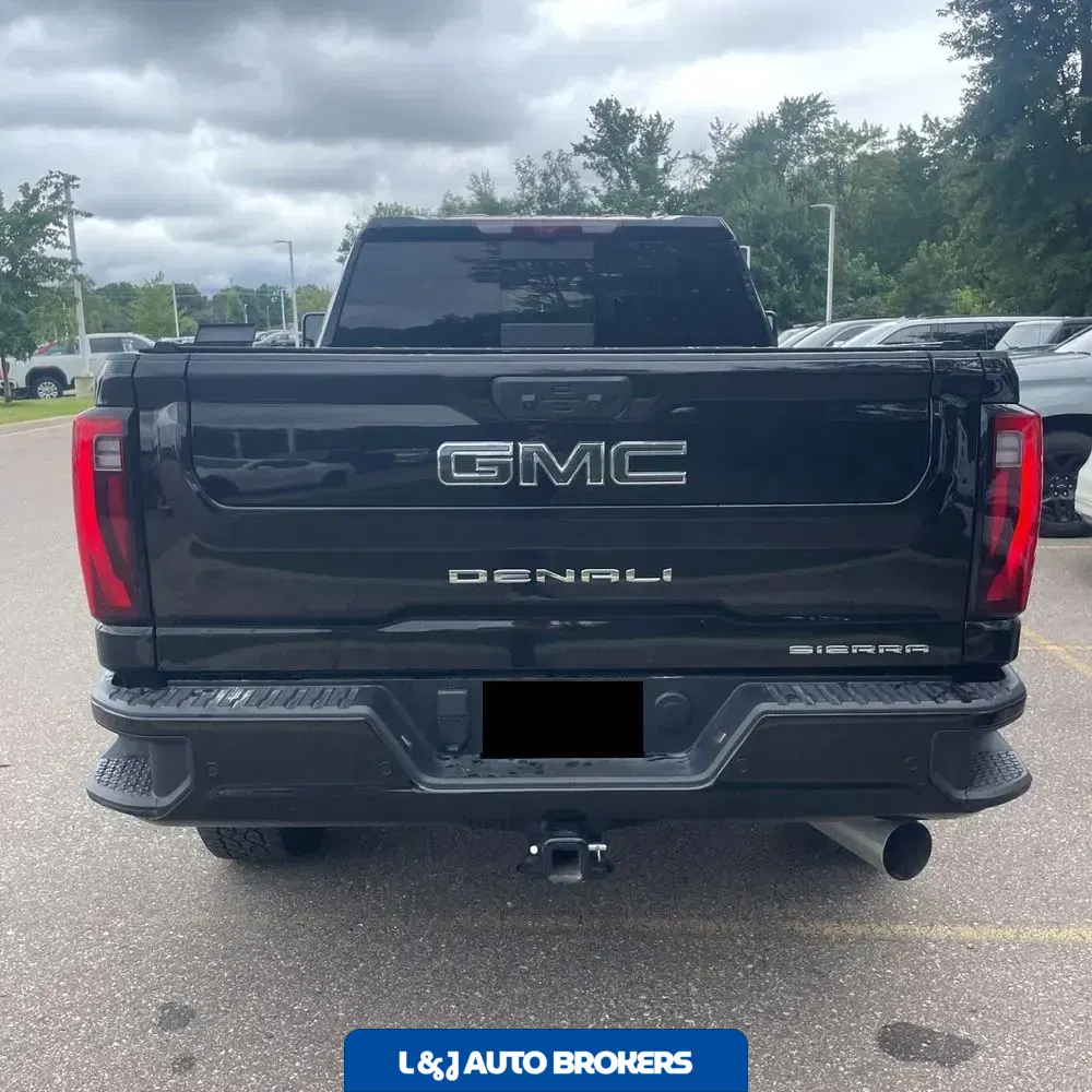 2025 GMC Sierra 2500HD Denali Ultimate