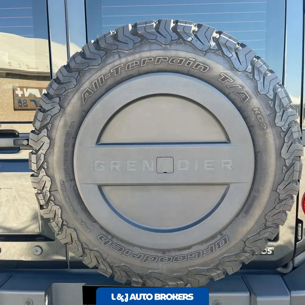 2024 INEOS Grenadier Base 4D SUV