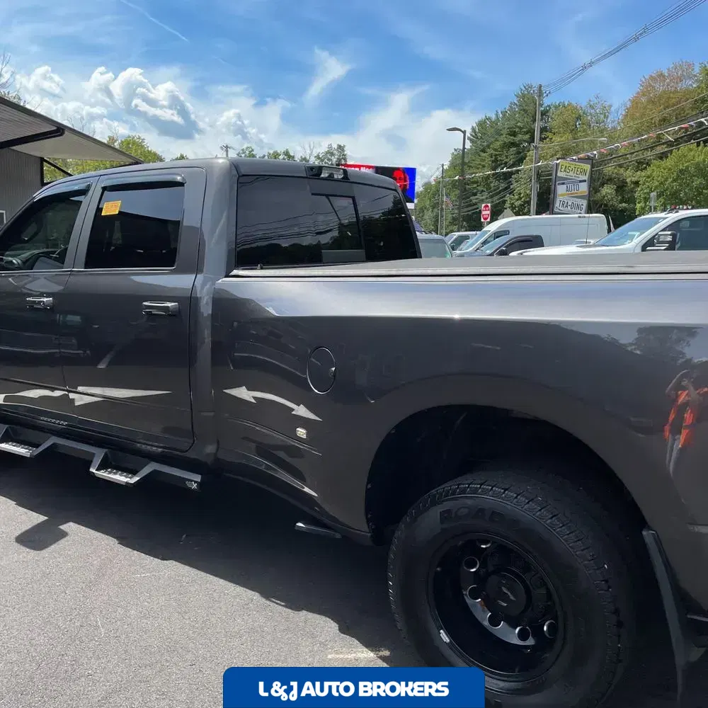2024 Ram 3500 Laramie