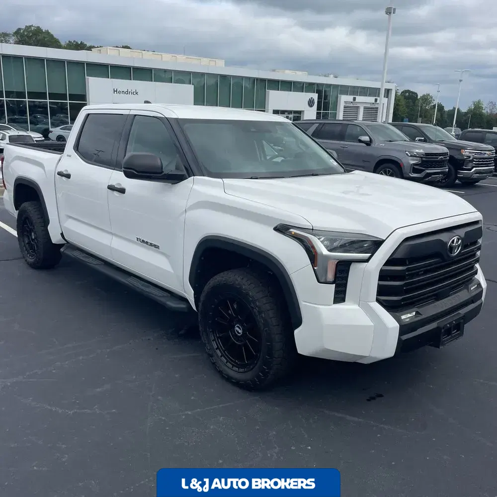 2022 Toyota Tundra SR5