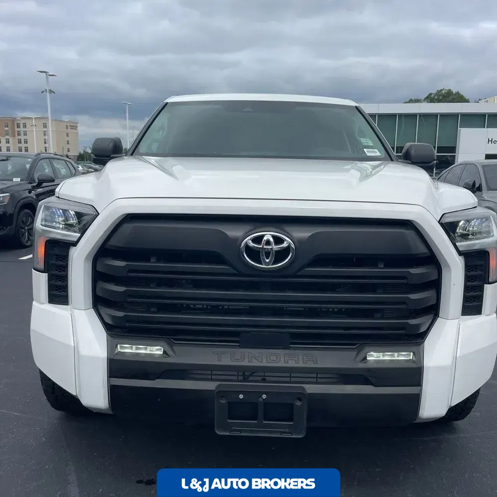 2022 Toyota Tundra SR5