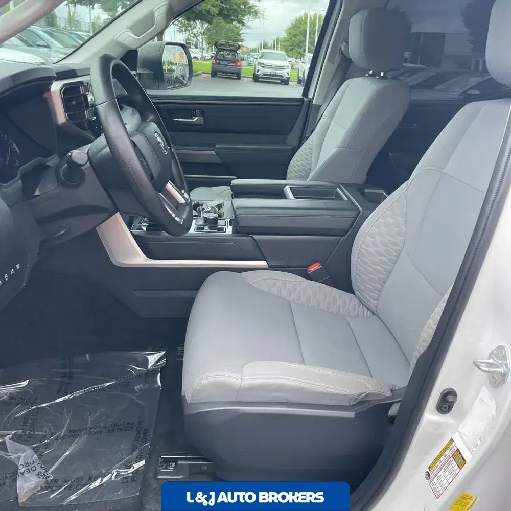 2022 Toyota Tundra SR5