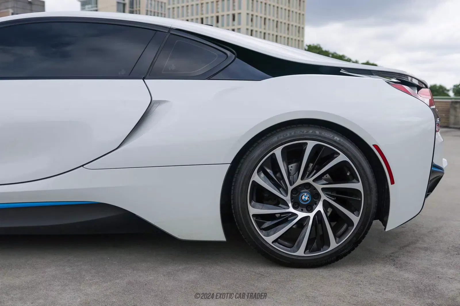 2016 BMW I8