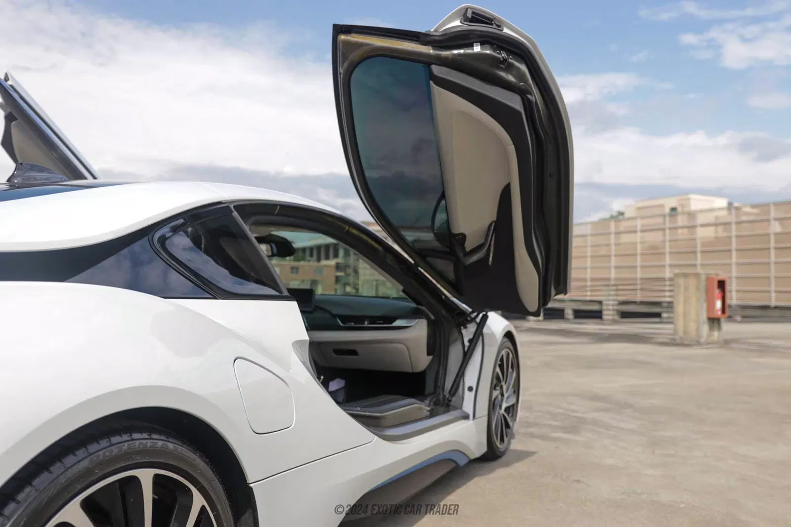 2016 BMW I8