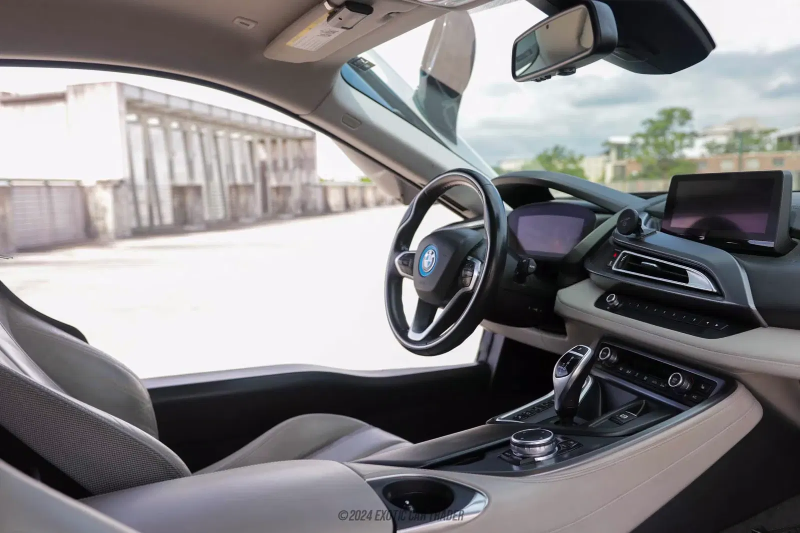 2016 BMW I8