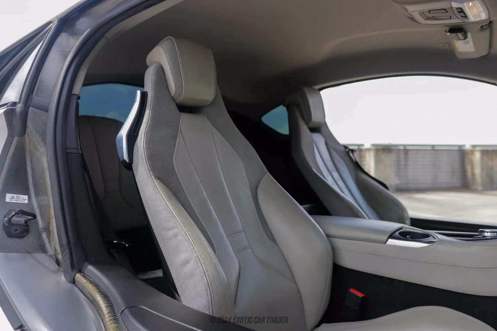2016 BMW I8