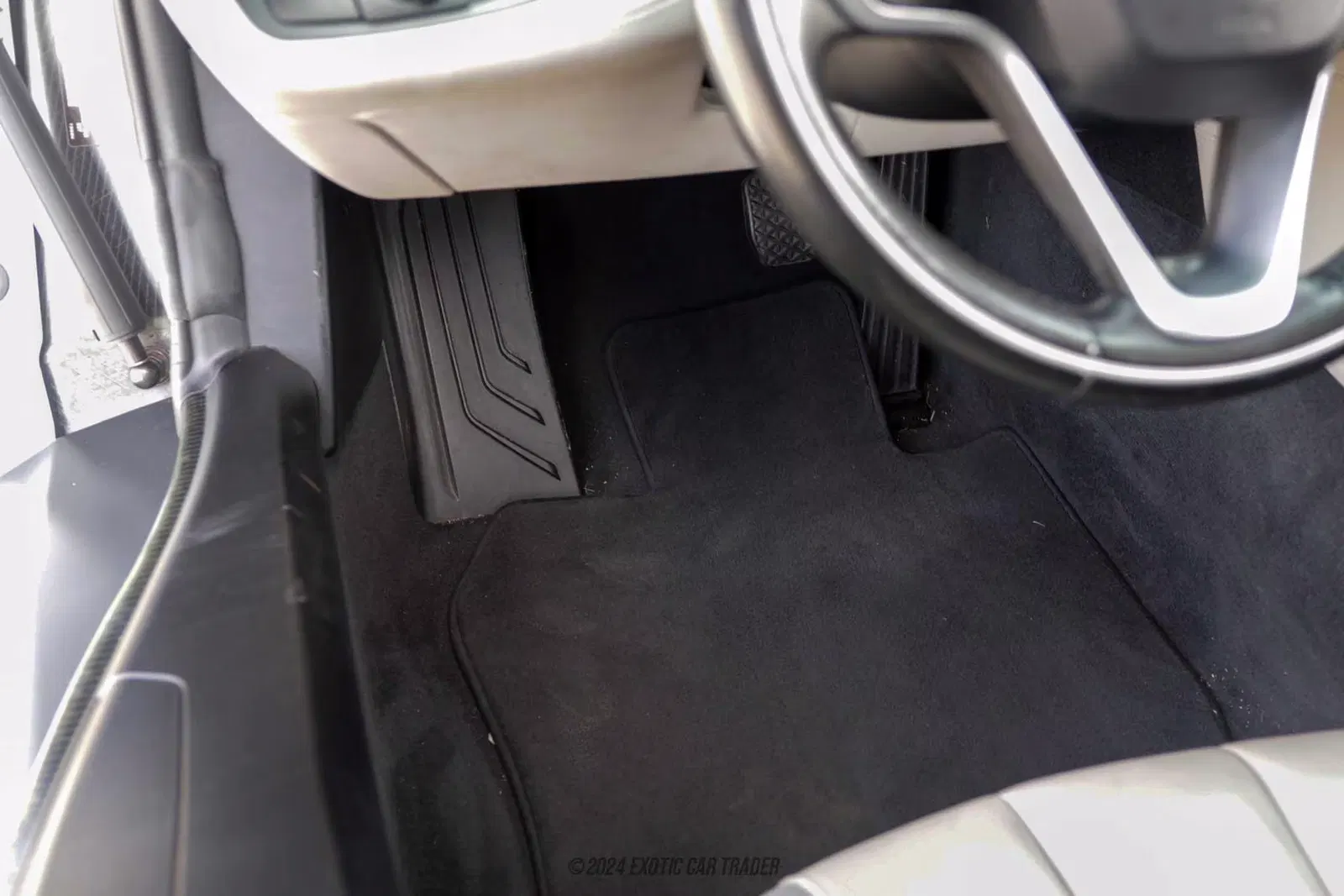 2016 BMW I8