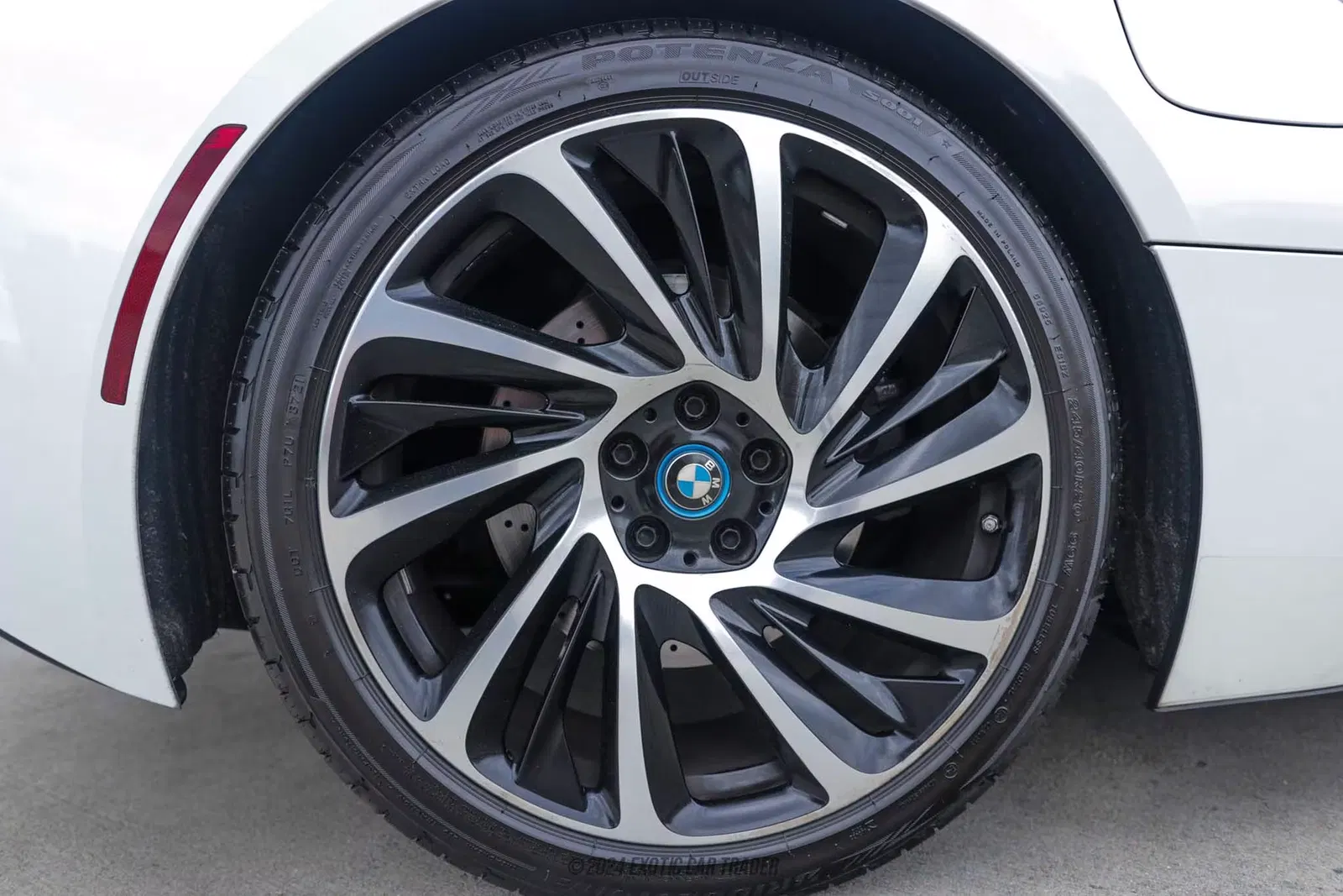 2016 BMW I8