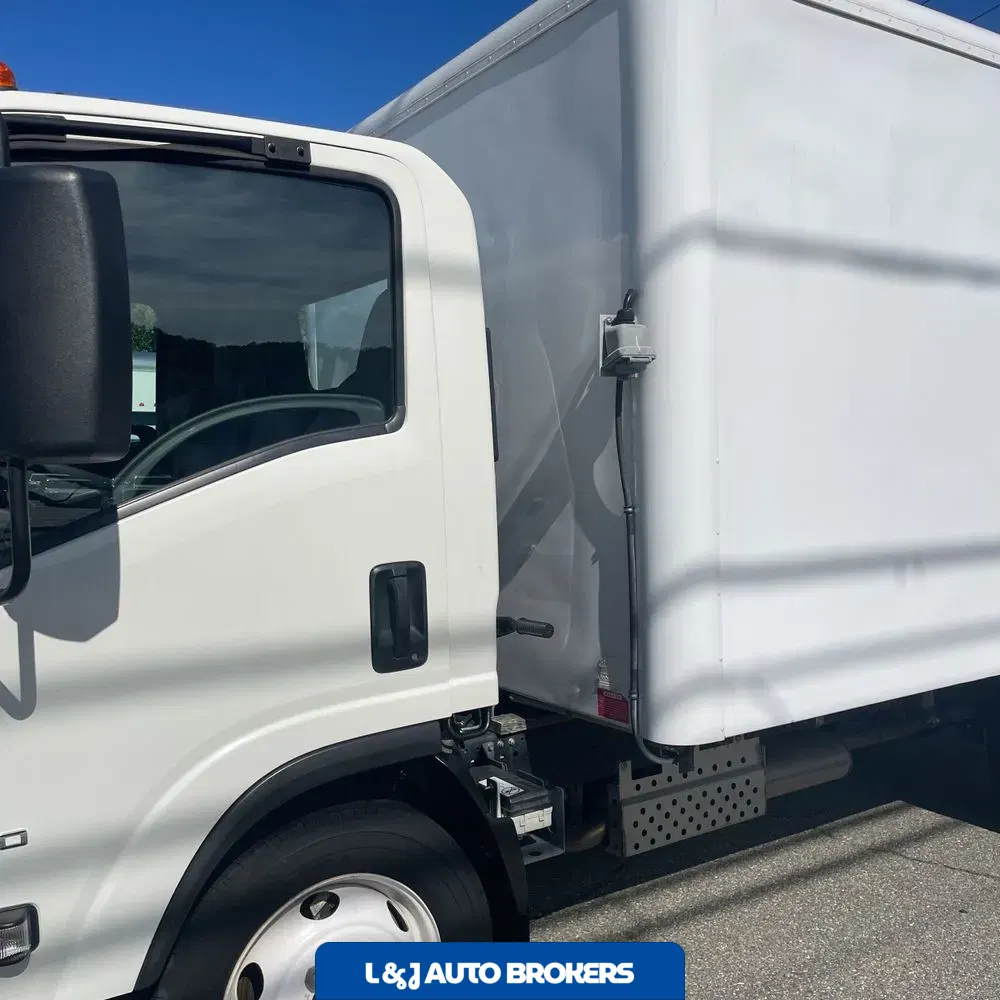 2022 Chevrolet Refrigerator box truck 4500