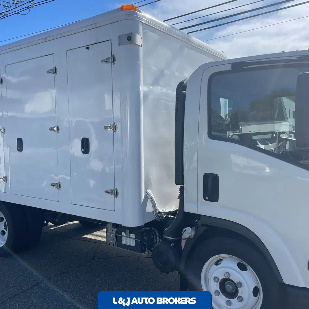 2022 Chevrolet Refrigerator box truck 4500