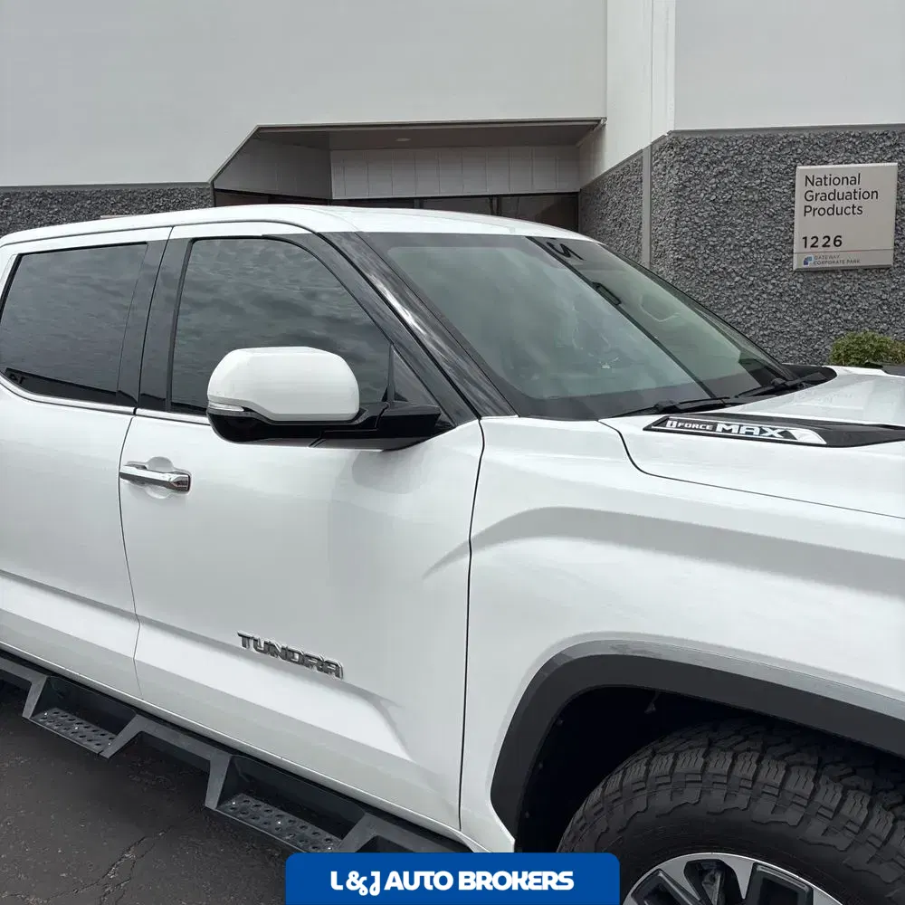 2023 Toyota Tundra Limited HV