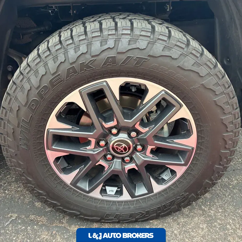 2023 Toyota Tundra Limited HV