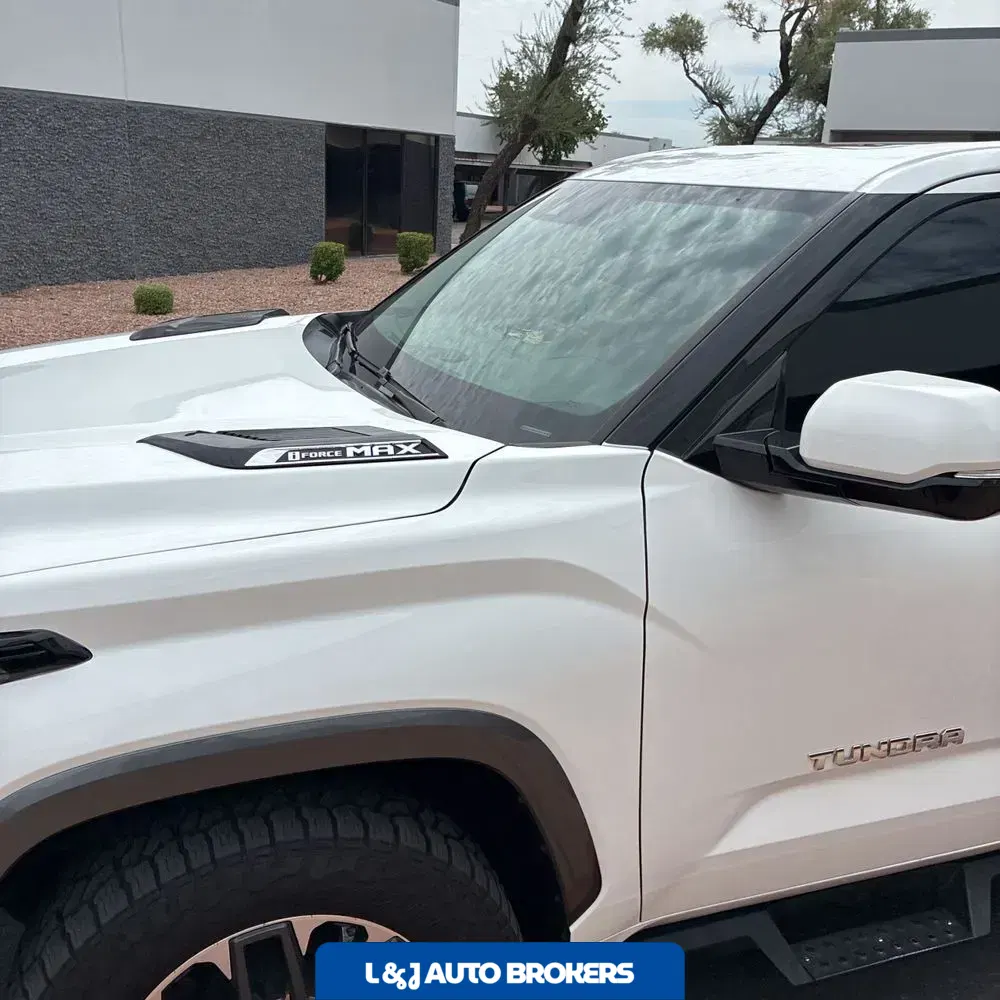 2023 Toyota Tundra Limited HV