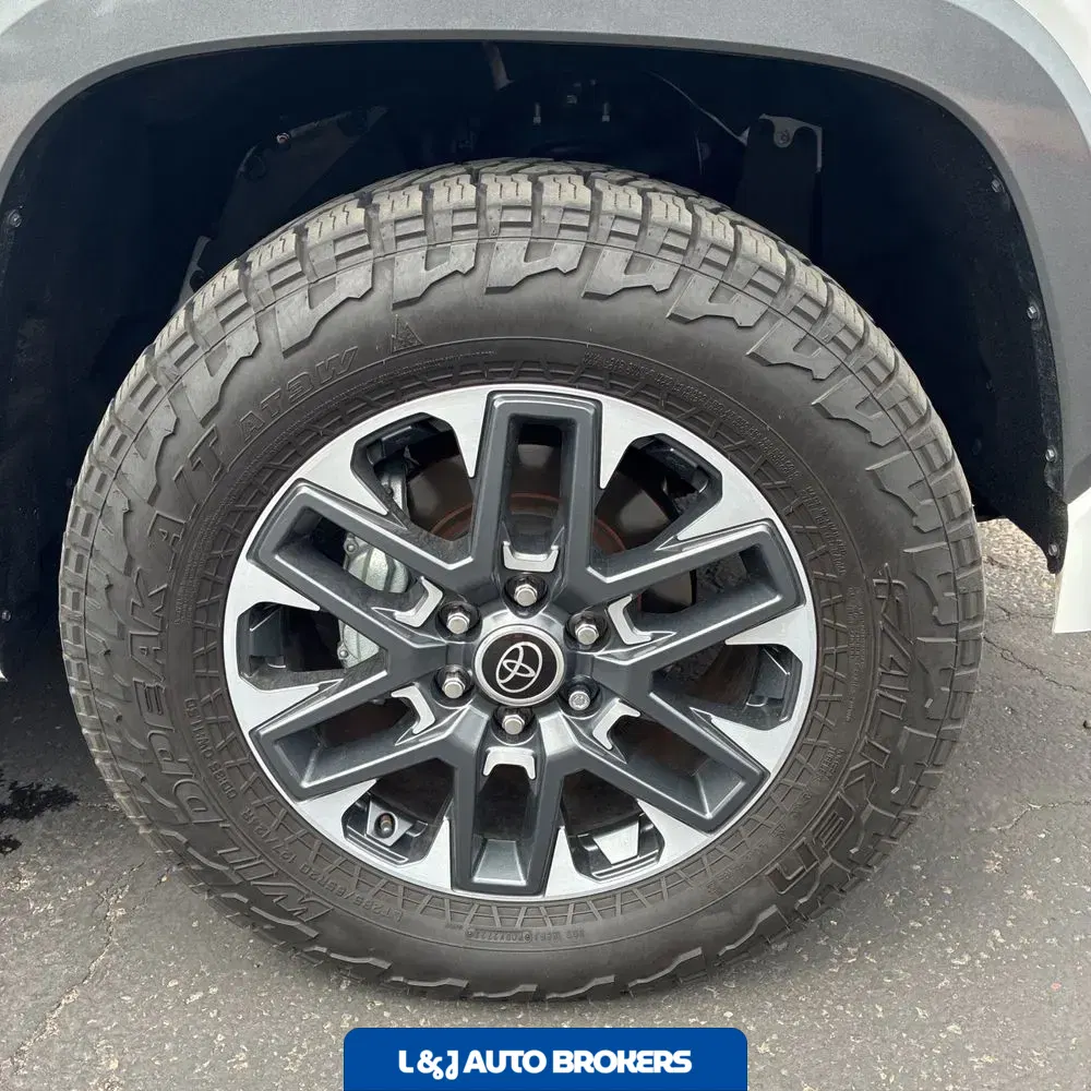 2023 Toyota Tundra Limited HV