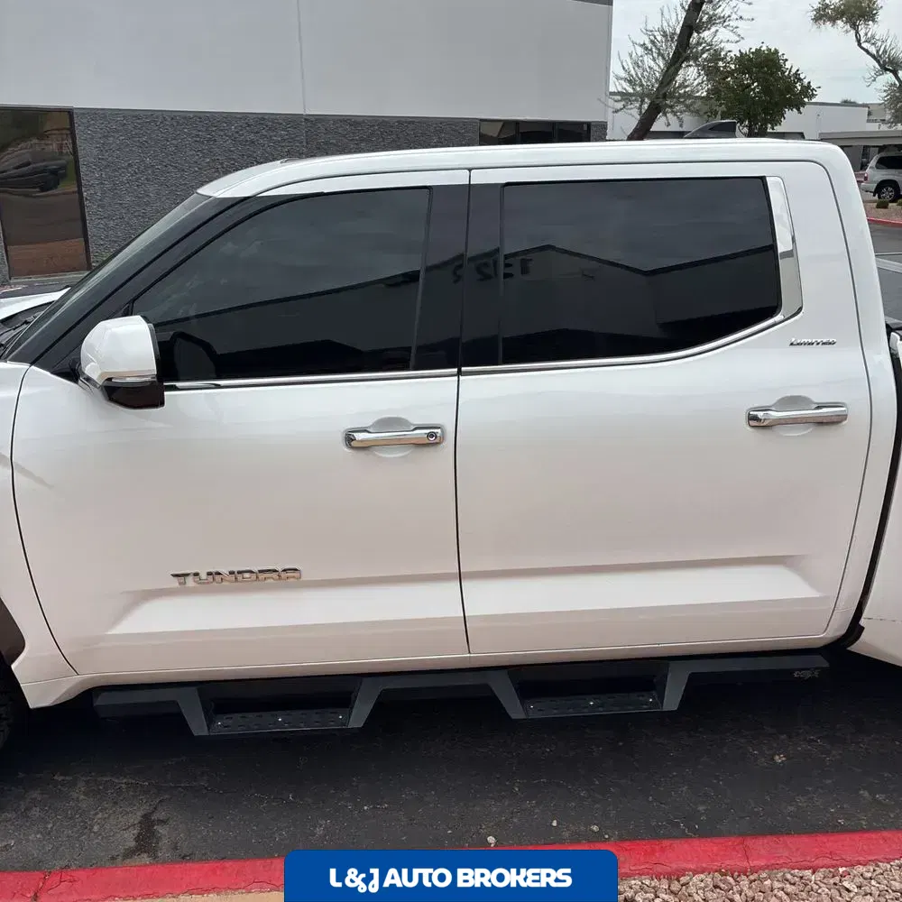 2023 Toyota Tundra Limited HV