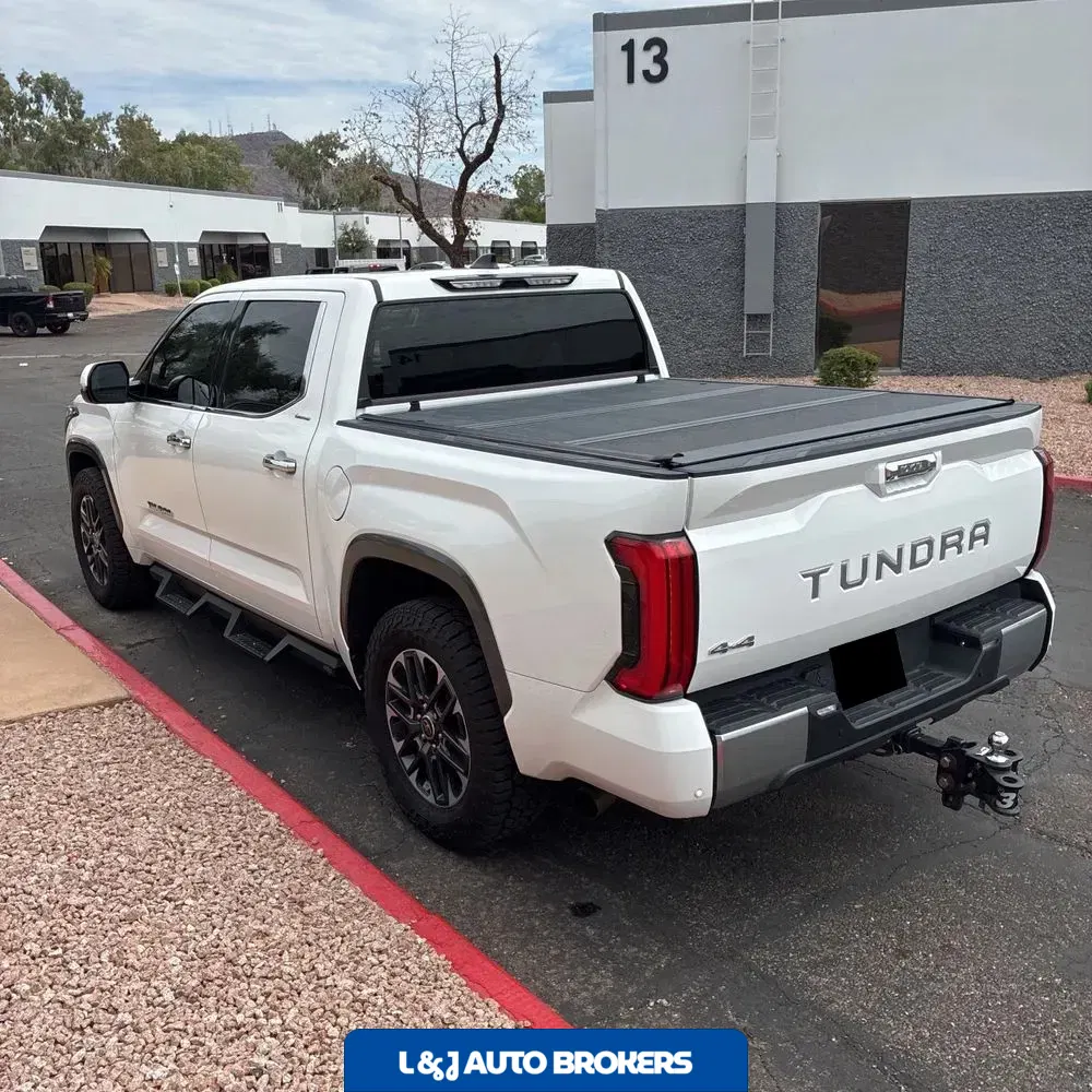 2023 Toyota Tundra Limited HV