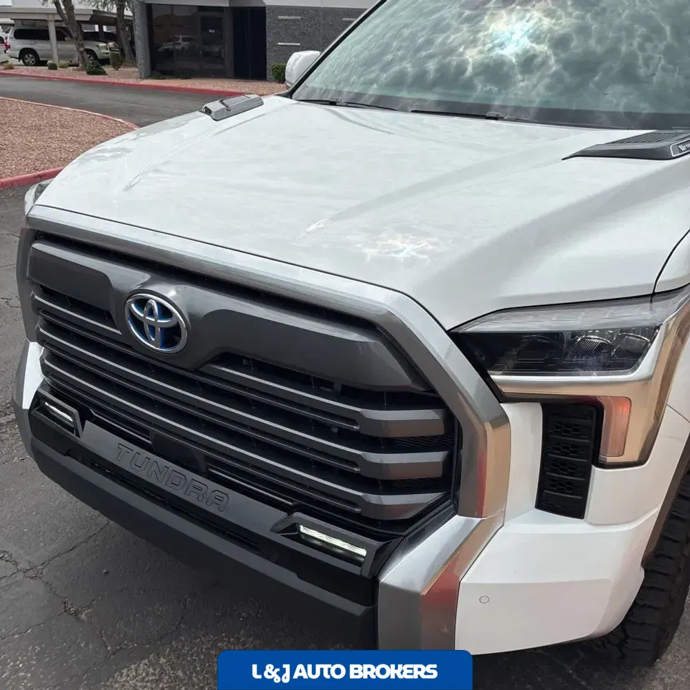 2023 Toyota Tundra Limited HV