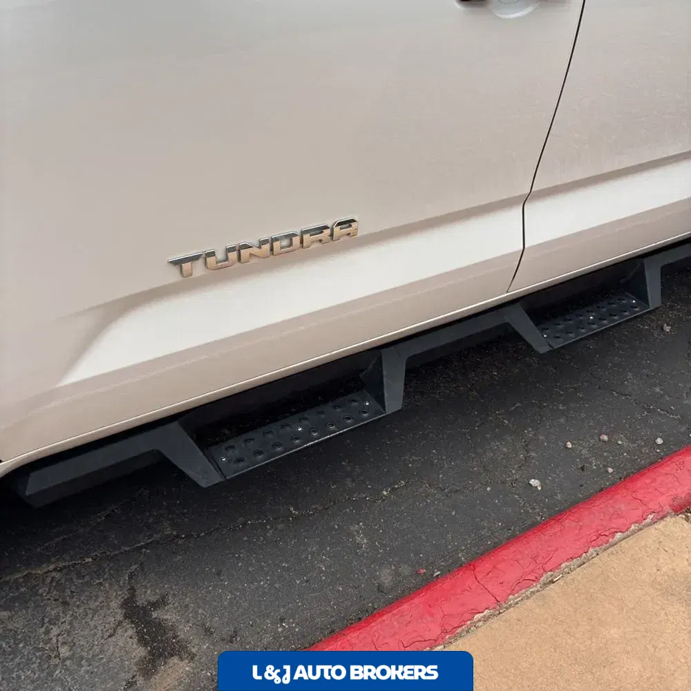 2023 Toyota Tundra Limited HV