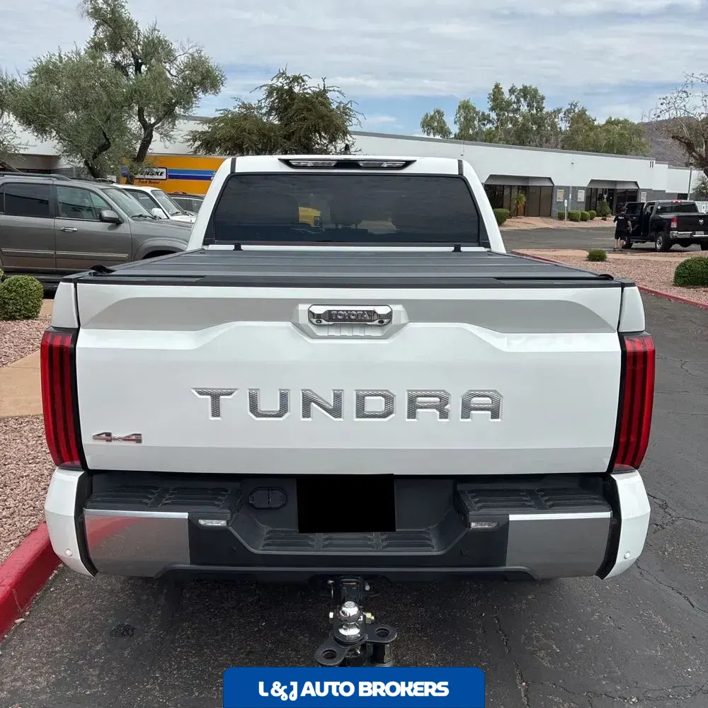 2023 Toyota Tundra Limited HV