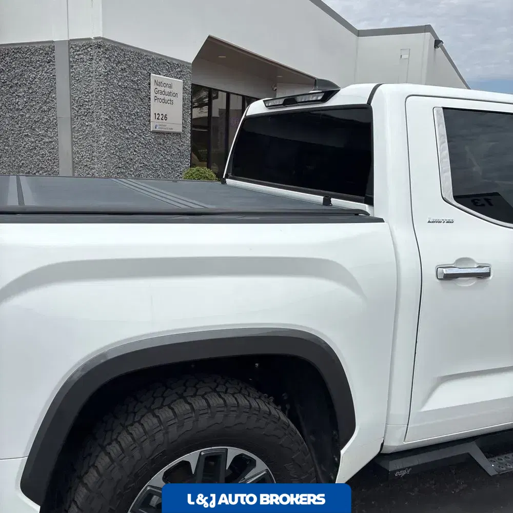 2023 Toyota Tundra Limited HV