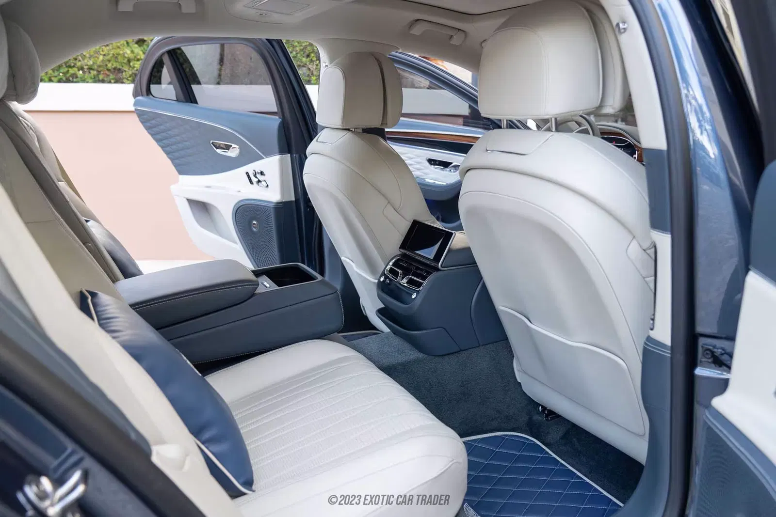 2020 Bentley Flying Spur W12 Sedan
