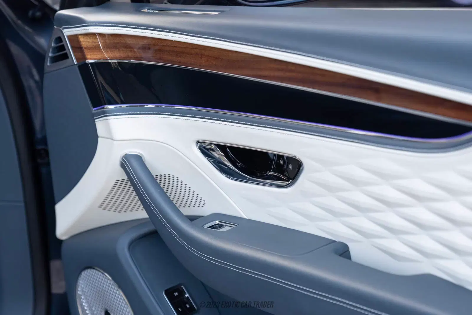 2020 Bentley Flying Spur W12 Sedan