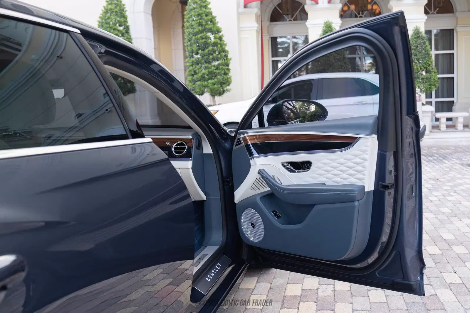 2020 Bentley Flying Spur W12 Sedan