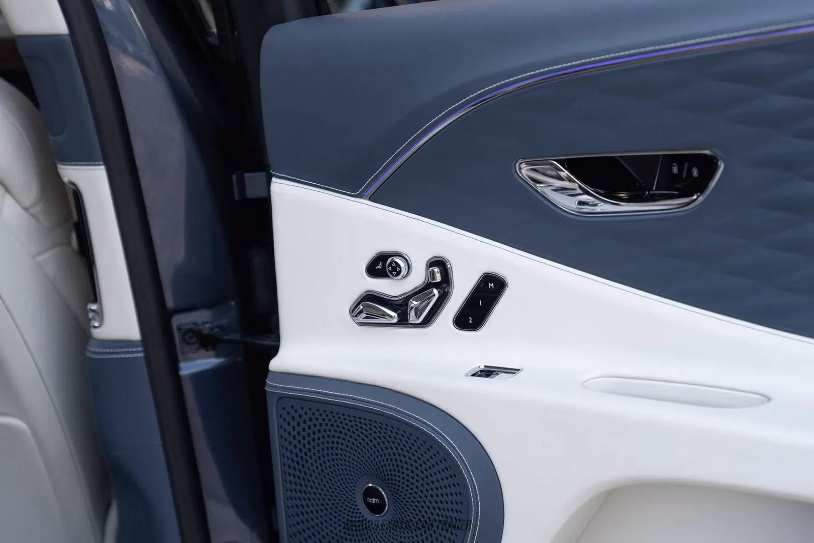 2020 Bentley Flying Spur W12 Sedan