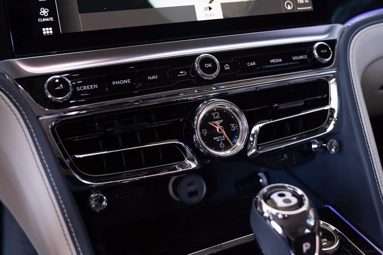 2020 Bentley Flying Spur W12 Sedan